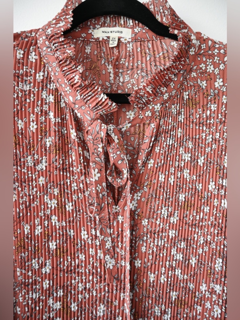 Max Studio Blouse - Picture 3 of 7